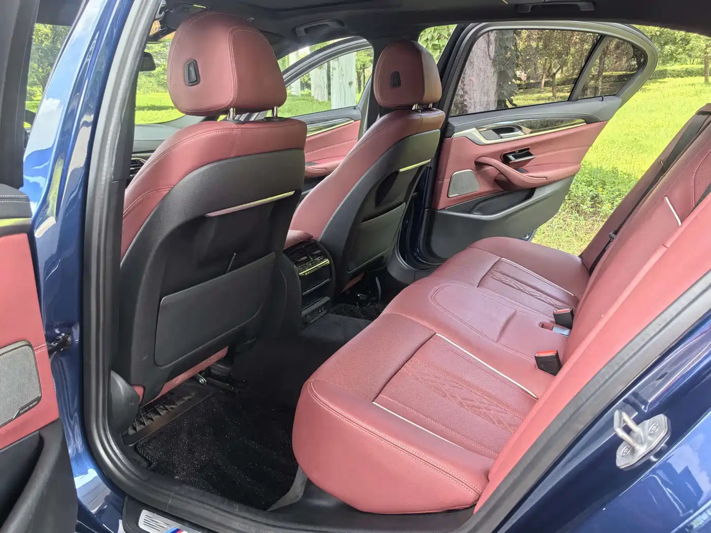 BMW 5 Series 2021 525Li M Sport Package фото 9