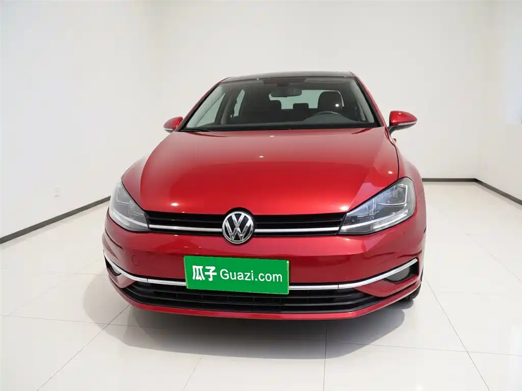 Volkswagen Golf 2018 230TSI Automatic Luxury фото 16