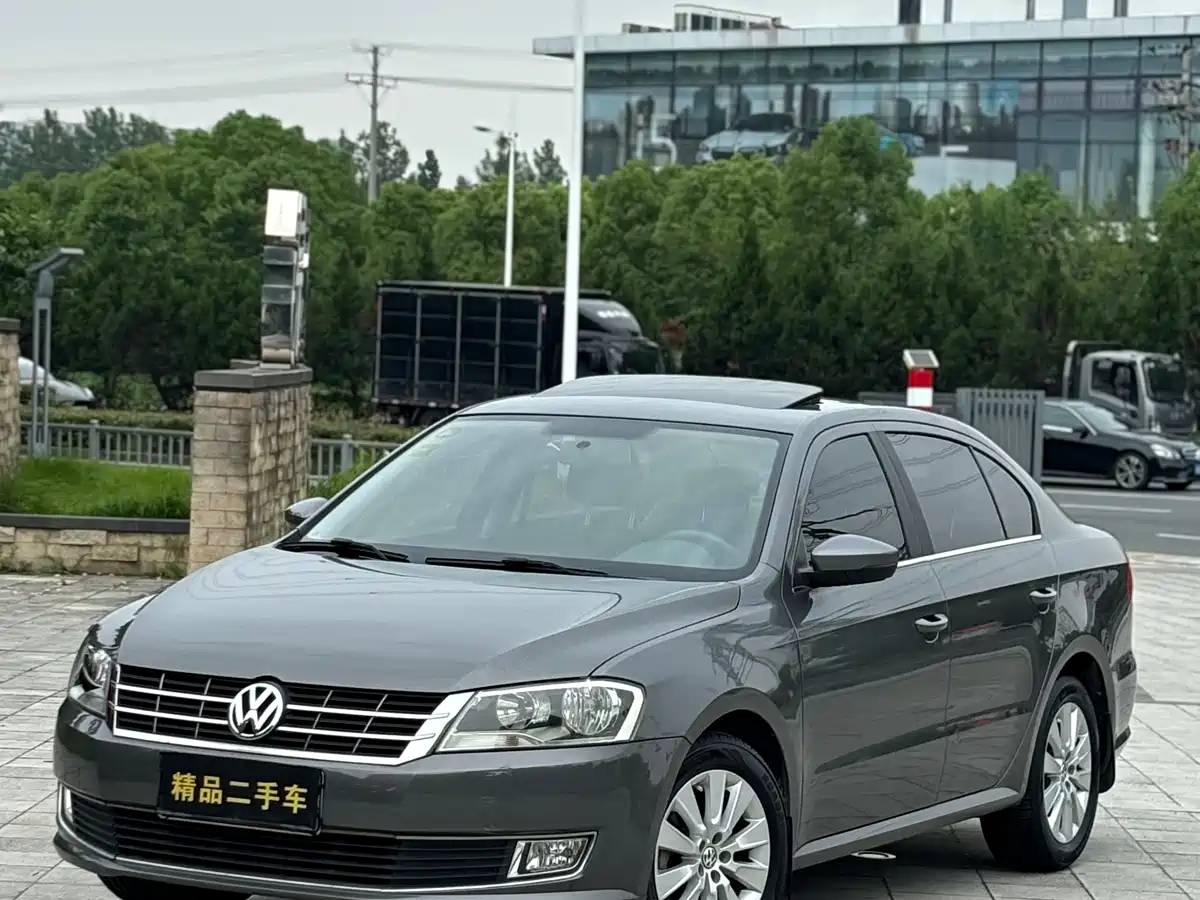 Volkswagen Lavida 2013 Facelift Classic 1.6L Automatic Comfort