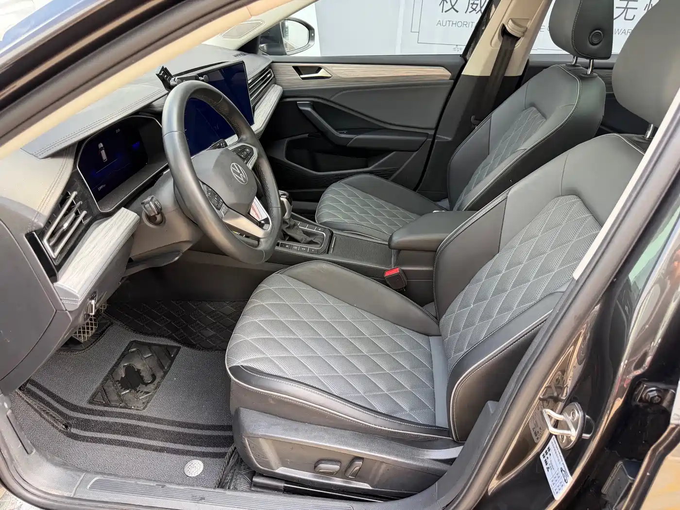 Volkswagen Sagitar, миниатюра 3