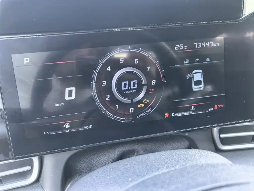 Hyundai Elantra 2021 1.5L CVT LUX Premium Edition фото 17