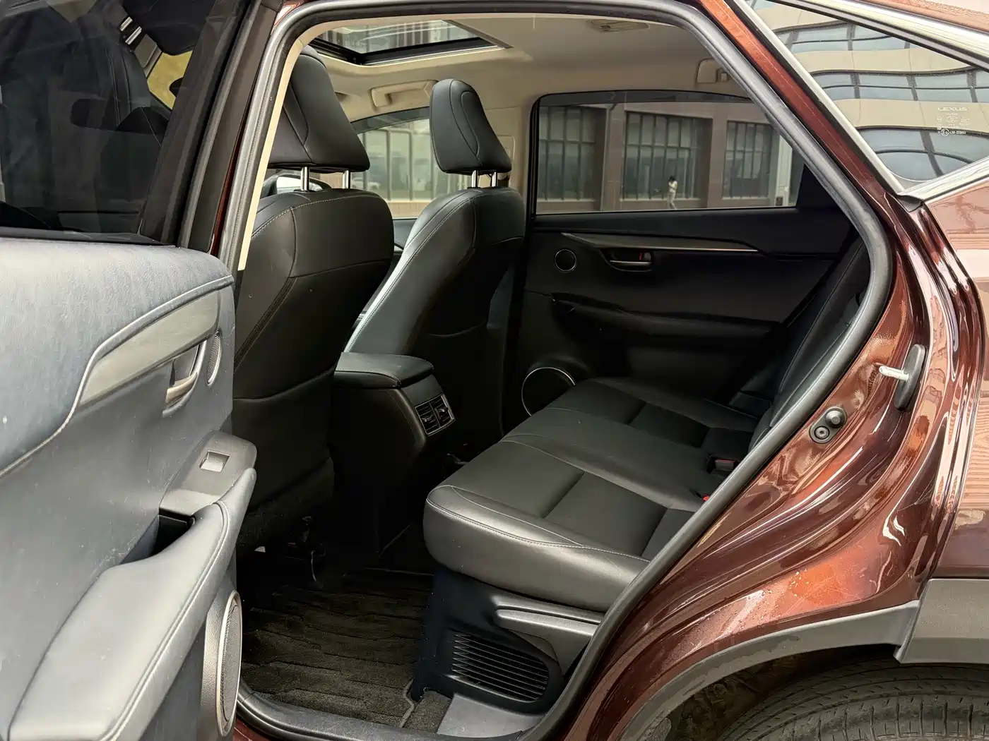 Lexus NX 2015 200t AWD F Sport фото 8