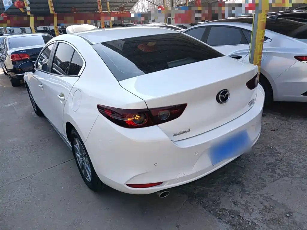 Mazda Mazda3 Axela 2024 2023 2.0L Auto Zhiqing