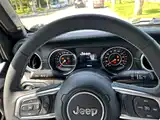 Фото 24 - Jeep Gladiator