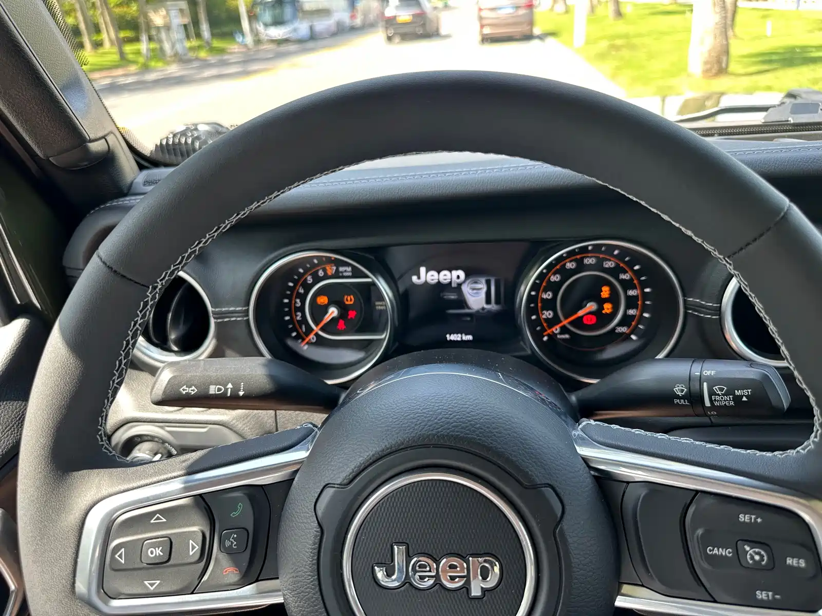 Фото 24 - Jeep Gladiator