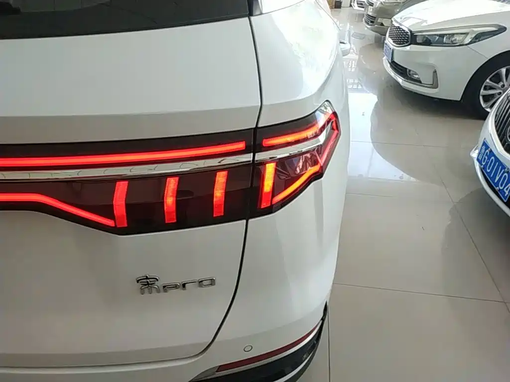 Фото 24 - BYD Song Pro