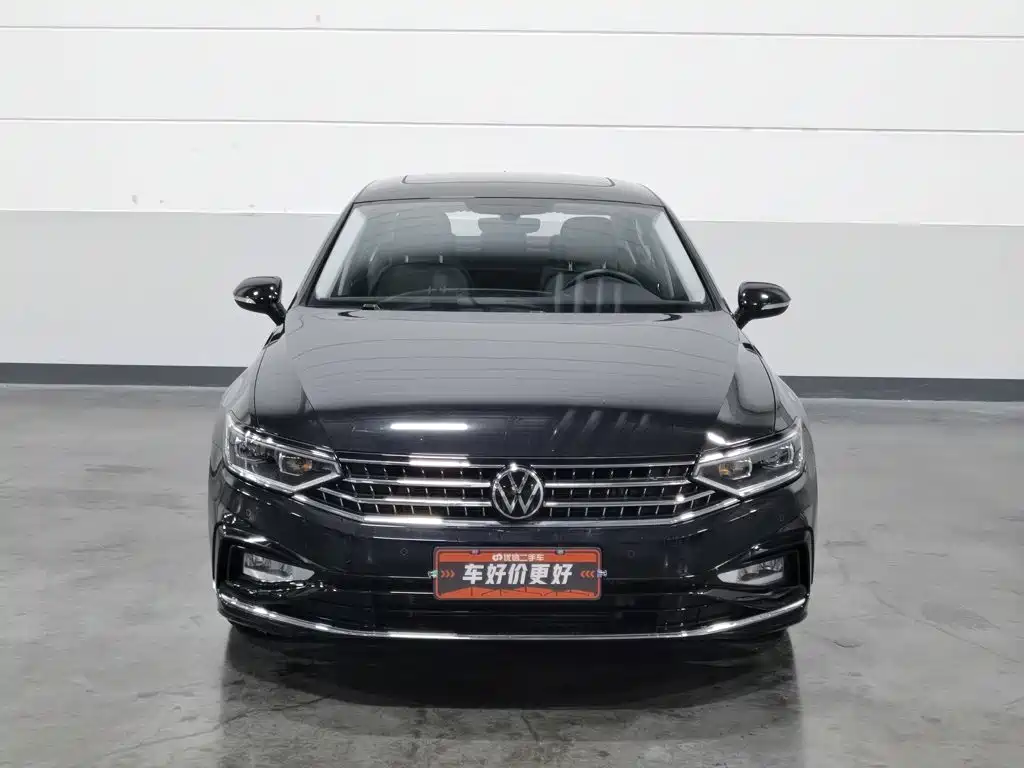 Volkswagen Magotan 2024 2023 2 Million Units Anniversary Edition 330TSI DSG Leading Type