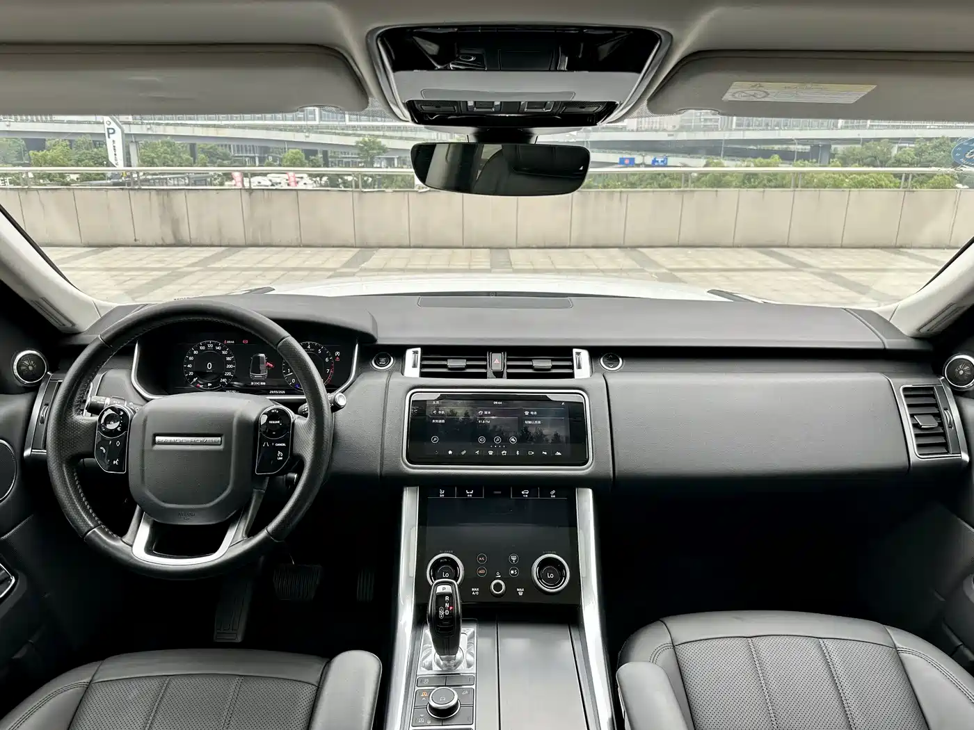 Land Rover Range Rover Sport 2019 3.0 SC V6 Special Edition фото 11