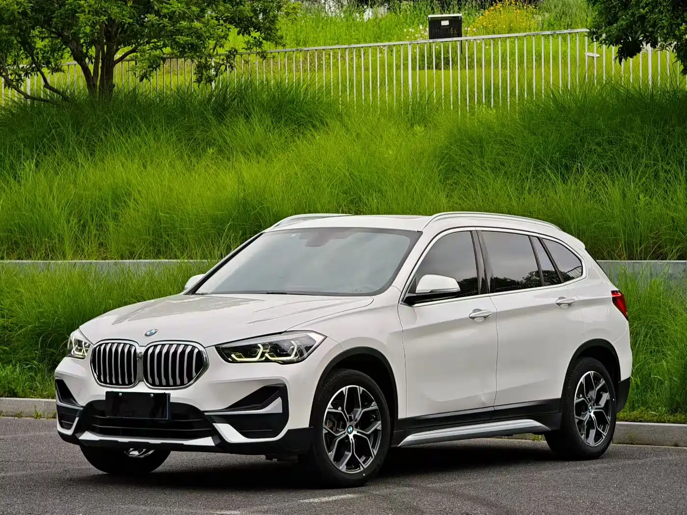 BMW X1 2020 sDrive20Li Premium Edition фото 4