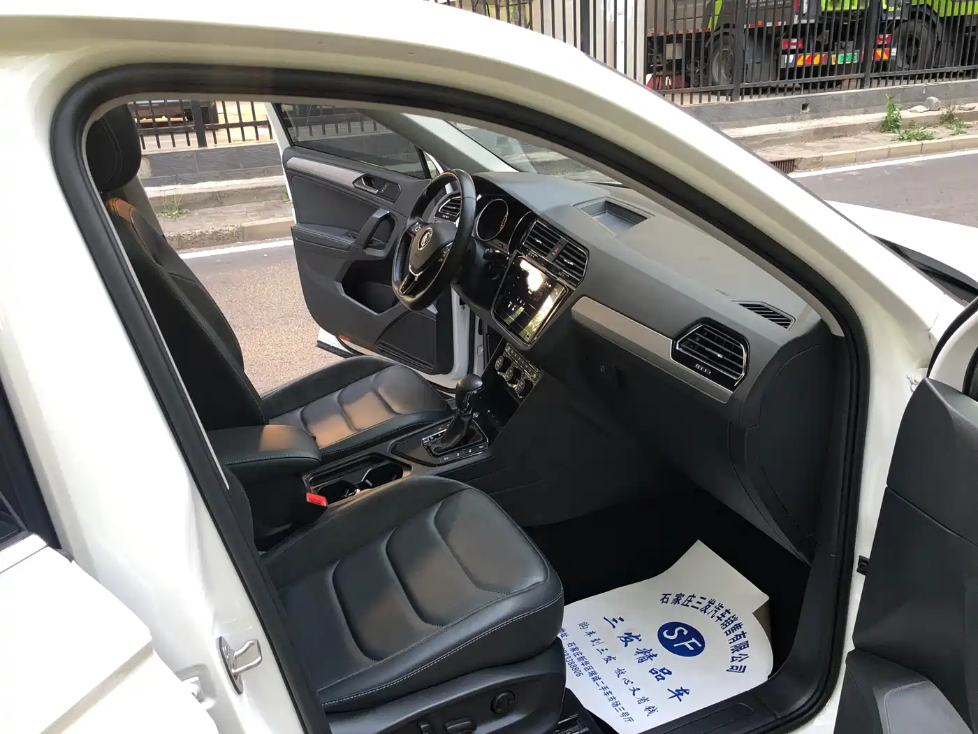 Volkswagen Tiguan L 2020 330TSI Auto 2WD Smart Luxury China VI фото 8