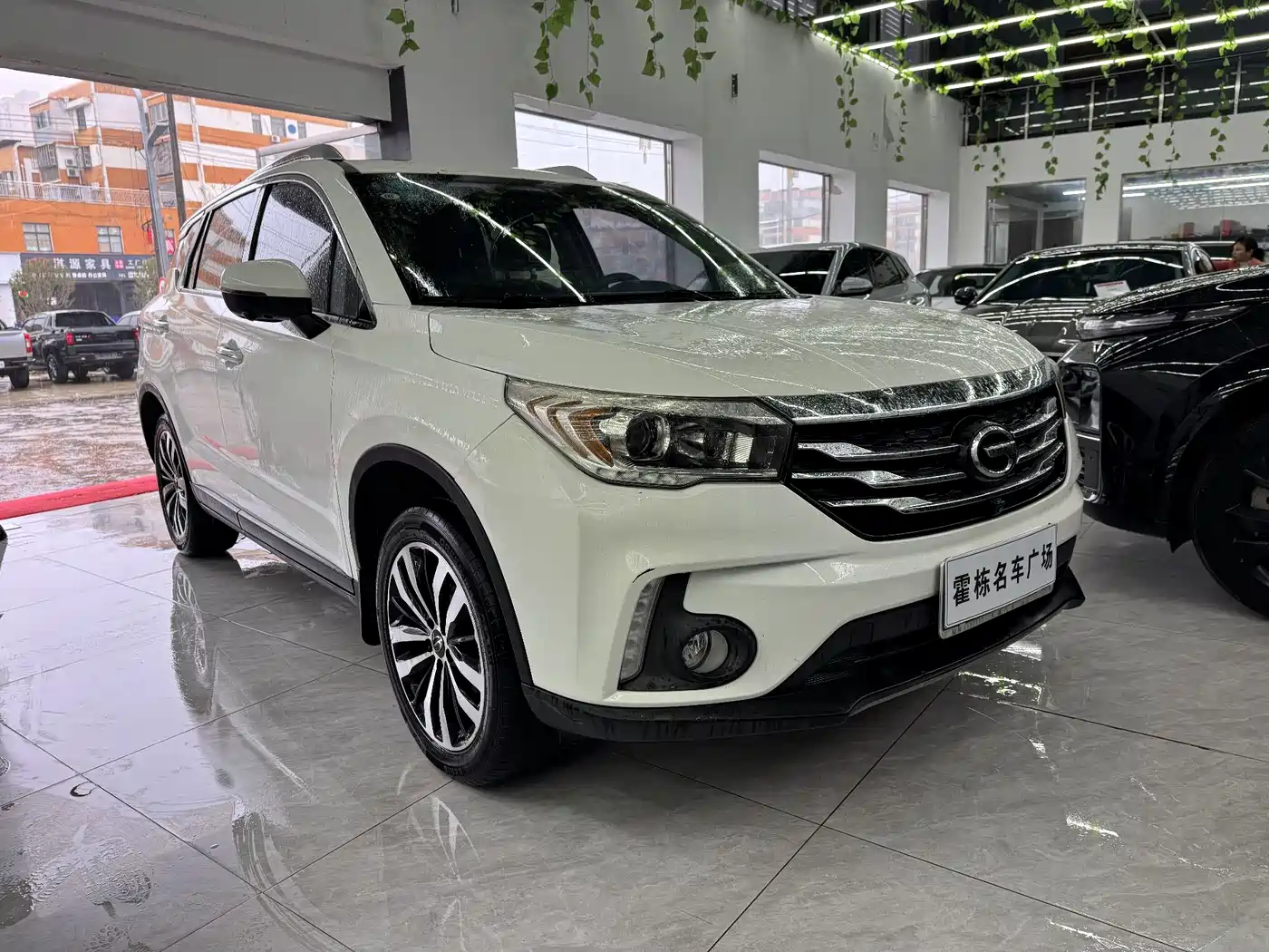 GAC Trumpchi Trumpchi GS4 2017 235T Automatic 2WD Luxury Smart Connected Edition фото 5