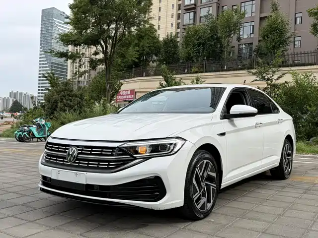 Volkswagen Sagitar 2023 300TSI DSG Surpassing Edition