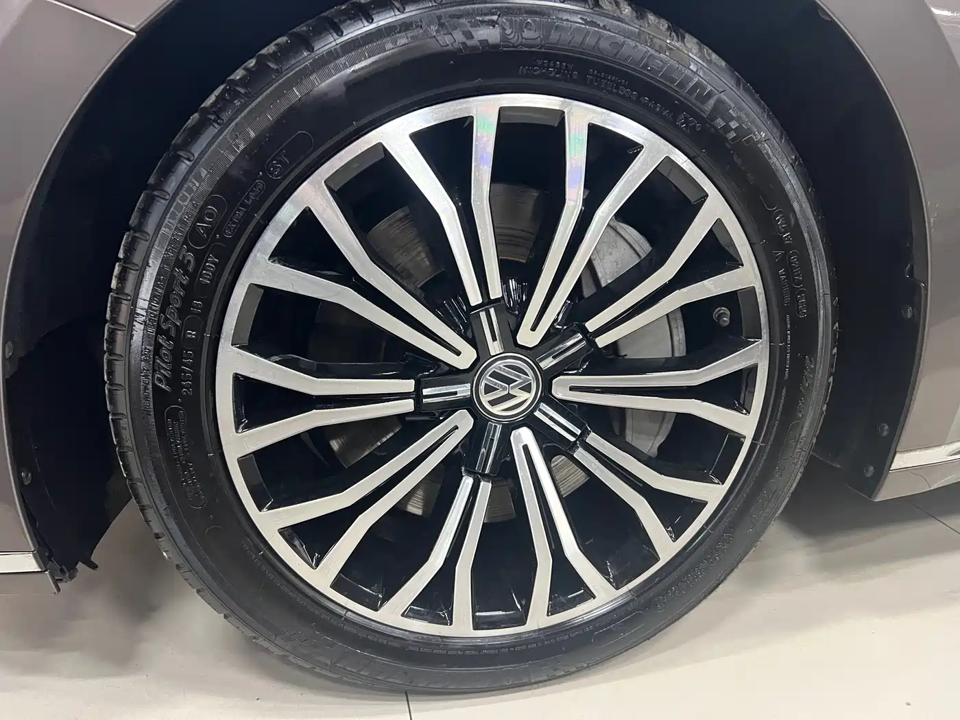 Volkswagen Phideon 2016 480 V6 AWD Premium Edition фото 13
