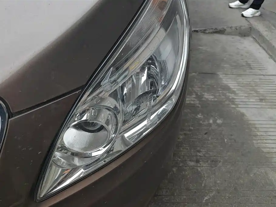 Buick GL8 2018 28T Luxury Model China VI фото 4