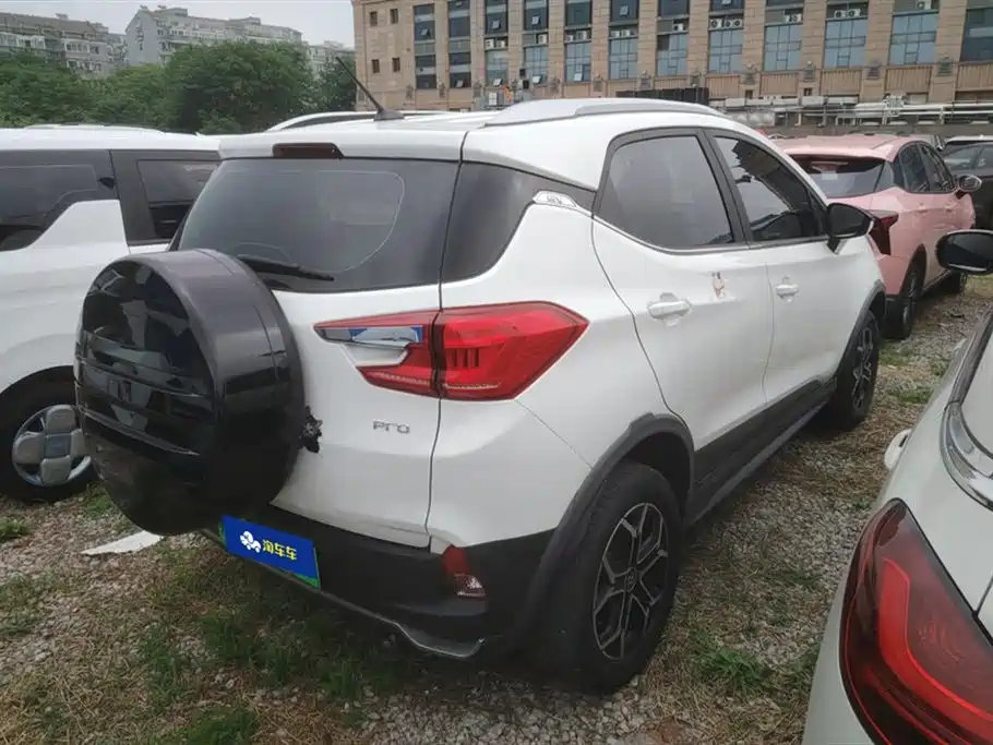 BYD Yuan Pro 2021 401KM Luxury Model фото 3