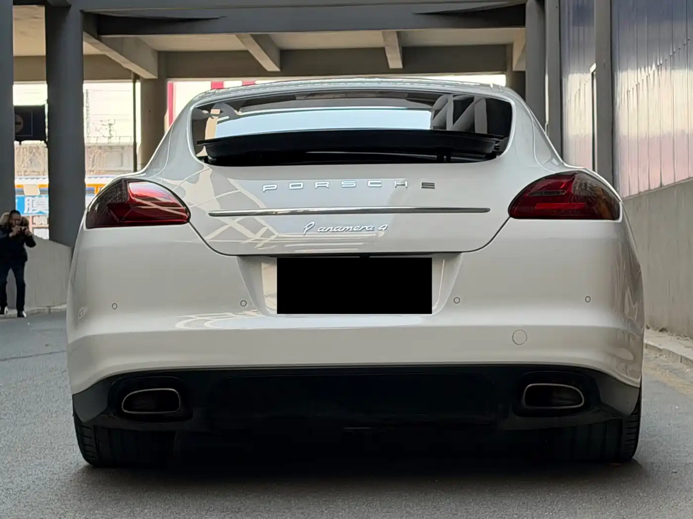 Porsche Panamera 2010 Panamera 4 3.6L фото 5