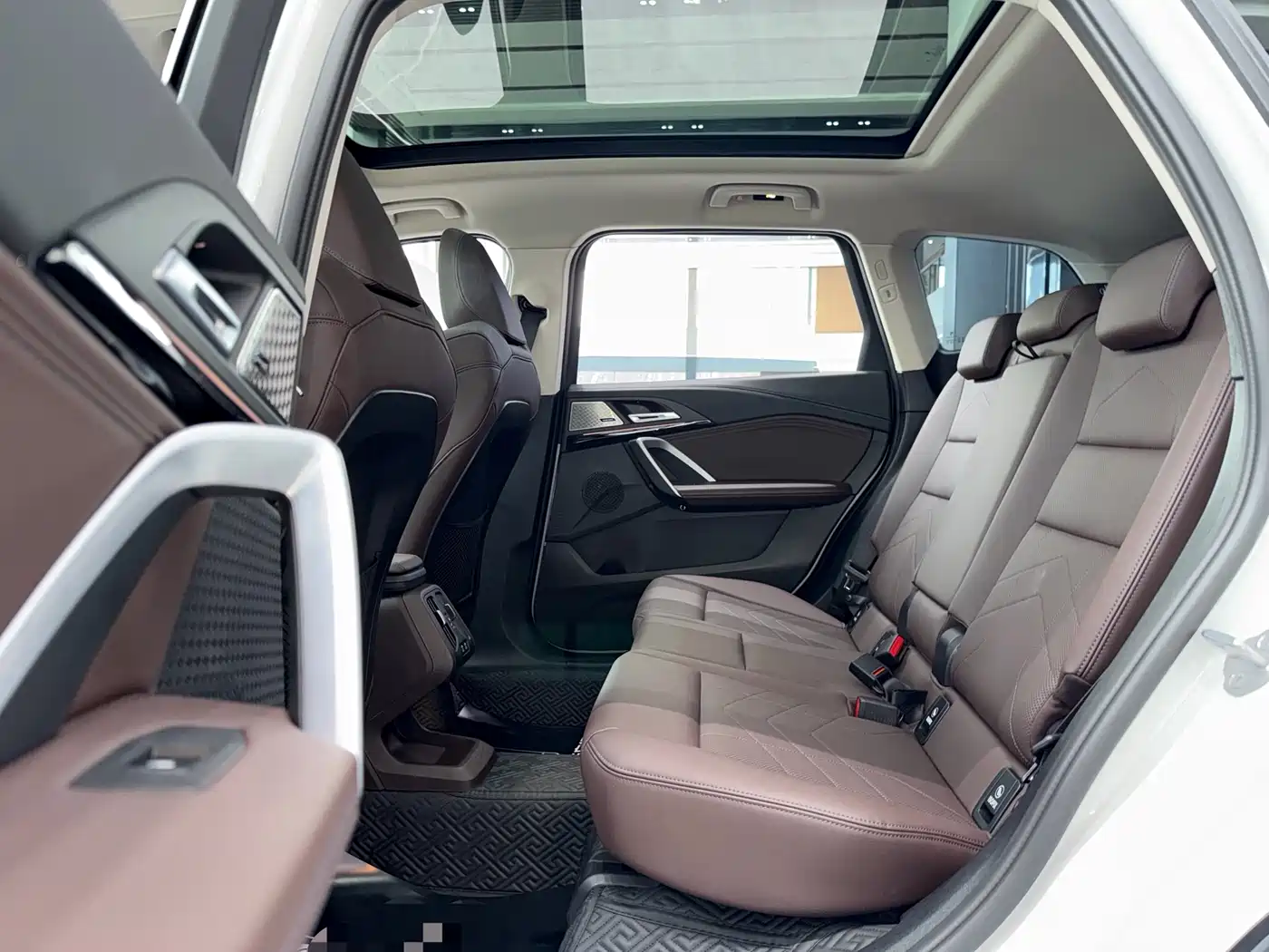 BMW X1 2023 sDrive25Li X Design Package фото 5