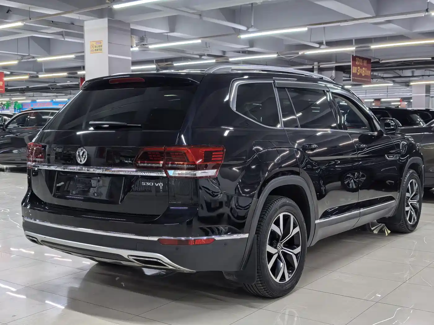 Volkswagen Teramont 2017 530 V6 4WD Luxury Edition фото 7