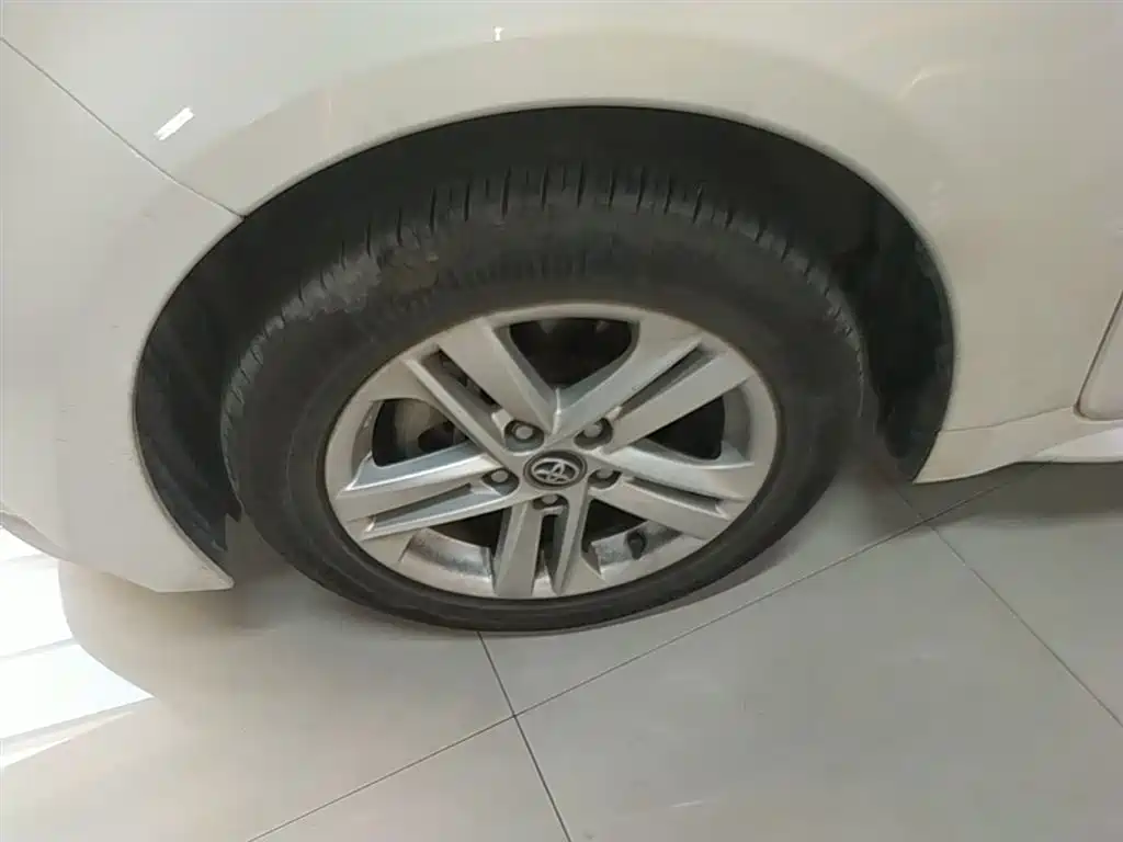 Toyota Levin 2019 185T CVT Luxury Edition China VI фото 23