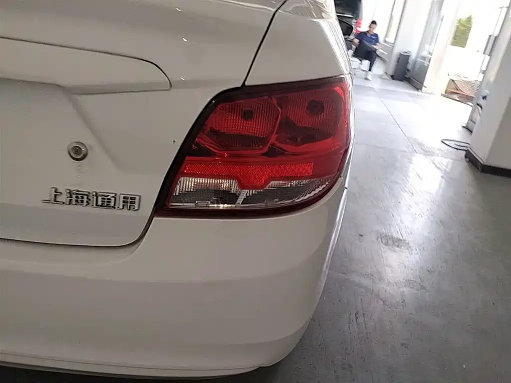 Chevrolet Sail 2018 Sail 3 1.3L Manual Comfort Sunroof фото 8
