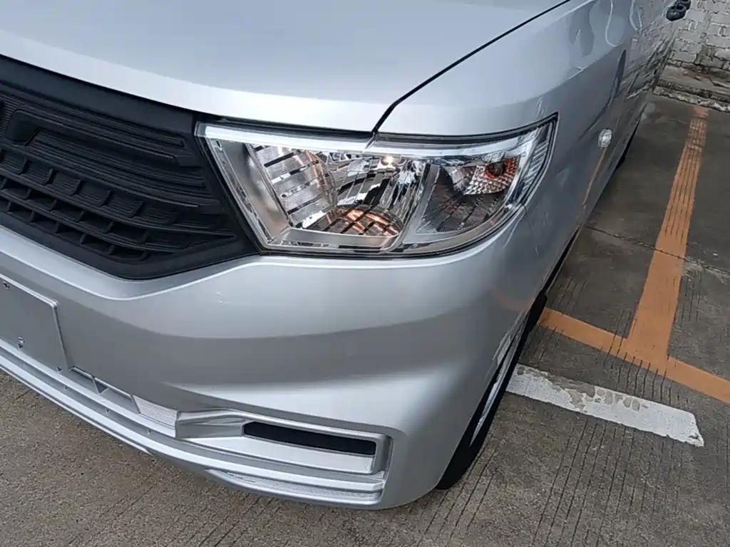 Wuling Motors Wuling Hongguang V 2024 2022 1.5L Power Take Edition Electric Power Steering LAR