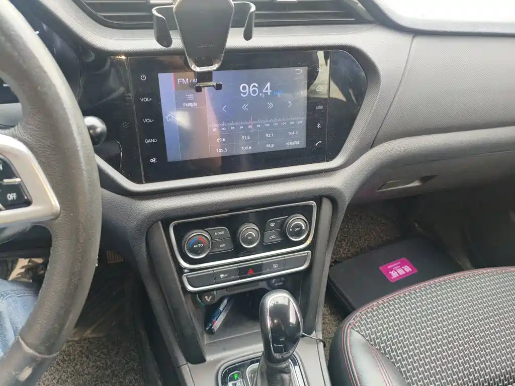 Chery Tiggo 3 2016 2016 1.6L CVT Smart Edition