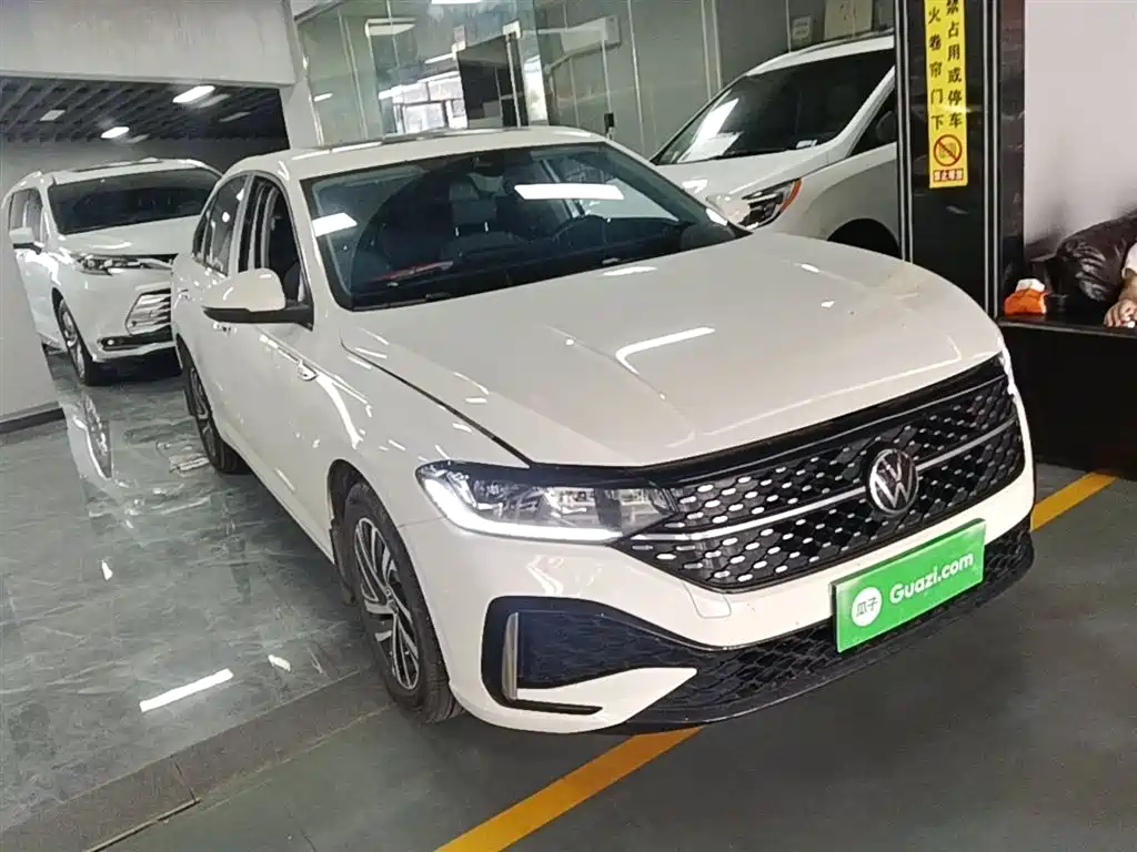 Volkswagen Lavida 2024 Model 1.5L Automatic Starlight 5 Million Edition фото 4