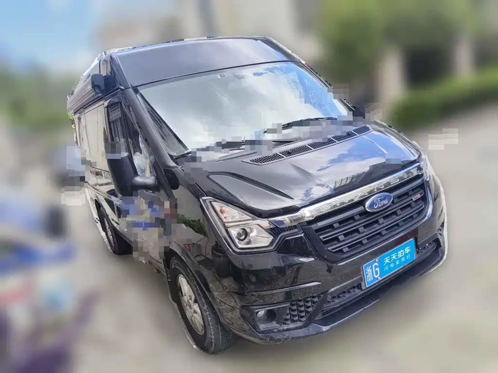 Ford New Generation Transit 2023 2021 Model 2.2T Automatic Logistics Vehicle Pro Short Wheelbase 6-Seat Medium Roof China VI