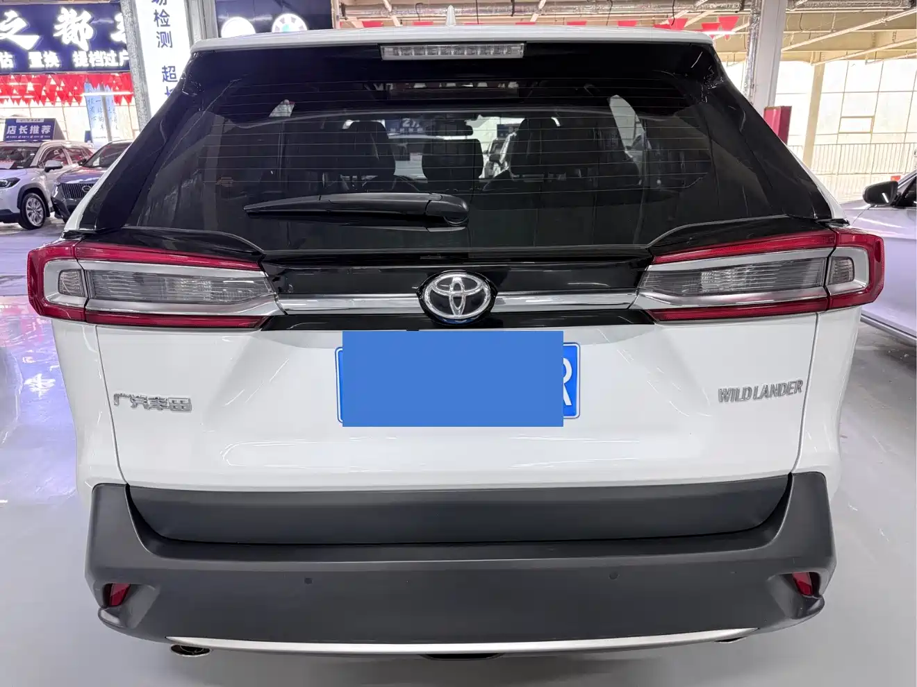 Toyota Wildlander 2023 2.0L CVT FWD Luxury PLUS фото 18