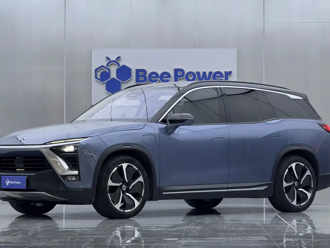 NIO ES8 2018 425KM Base Edition 6-Seater