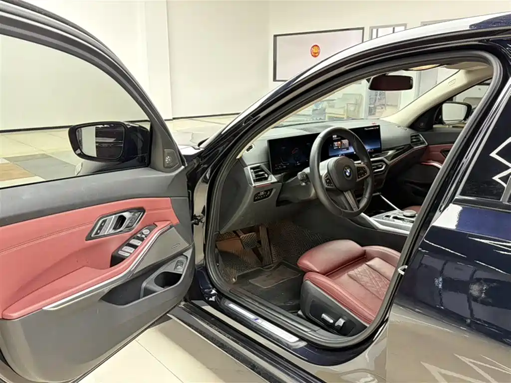 BMW 3 Series 2023 325Li M Sport Black Night Package фото 12