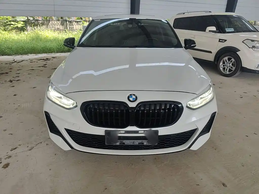 BMW 1 Series 2023 2022 125i M Sport Shadow Edition