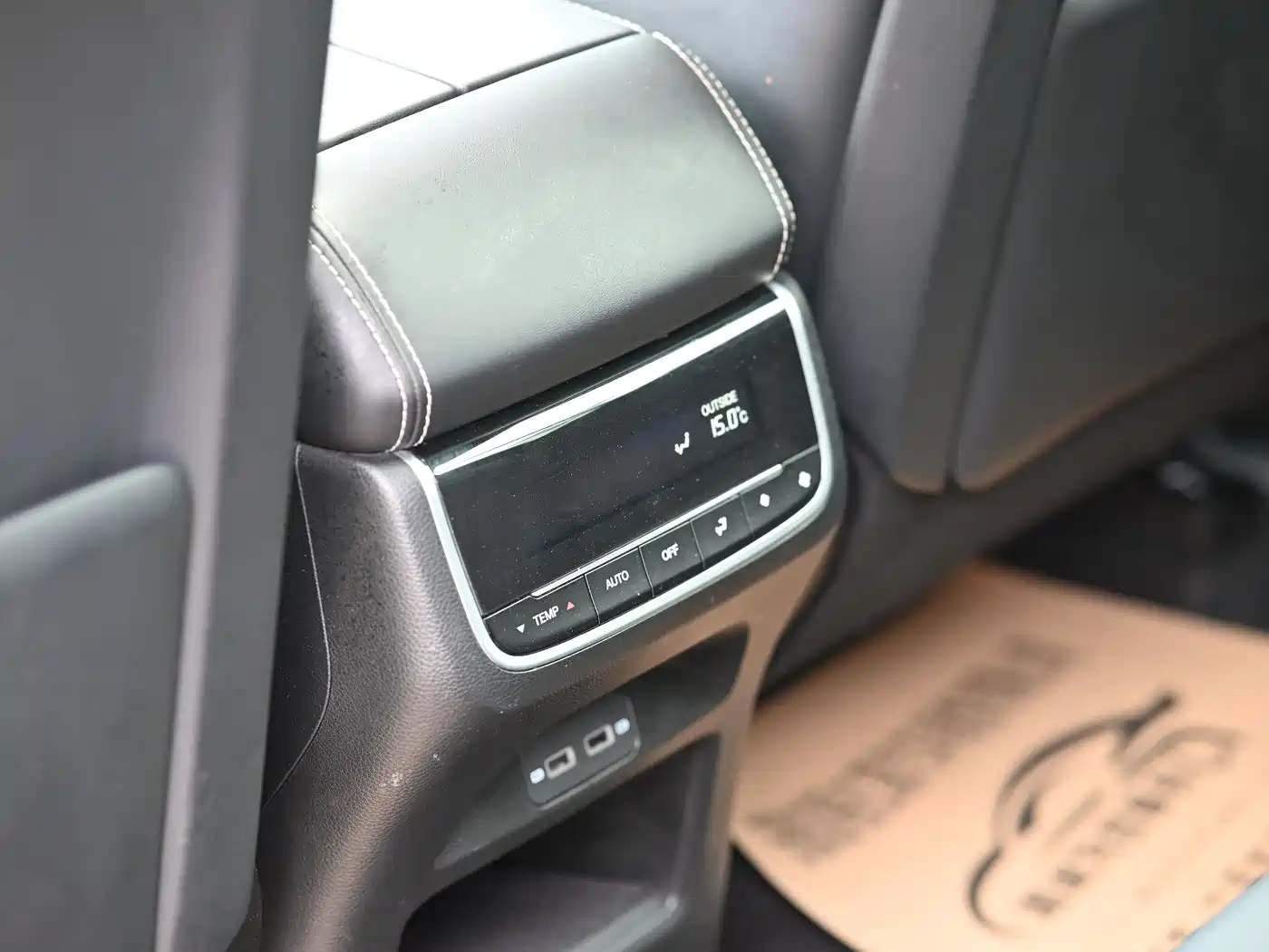 GAC Trumpchi Trumpchi GS8 2022 Pilot Series 2.0TGDI 2WD Premium Edition (7-Seater) фото 11