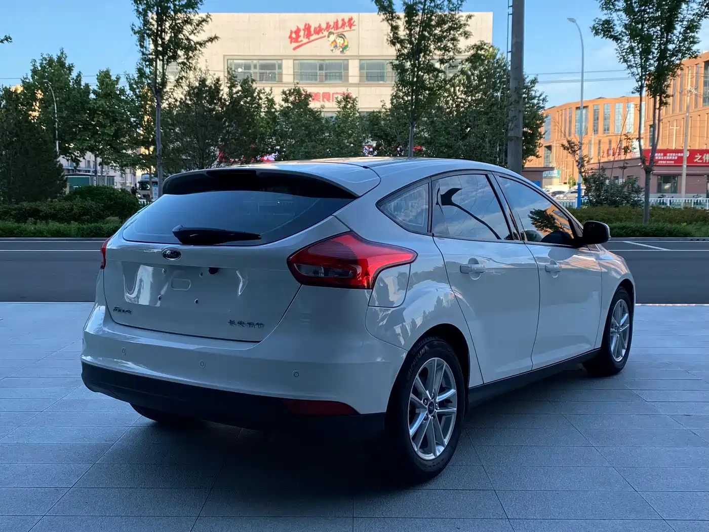 Фото 9 - Ford Focus