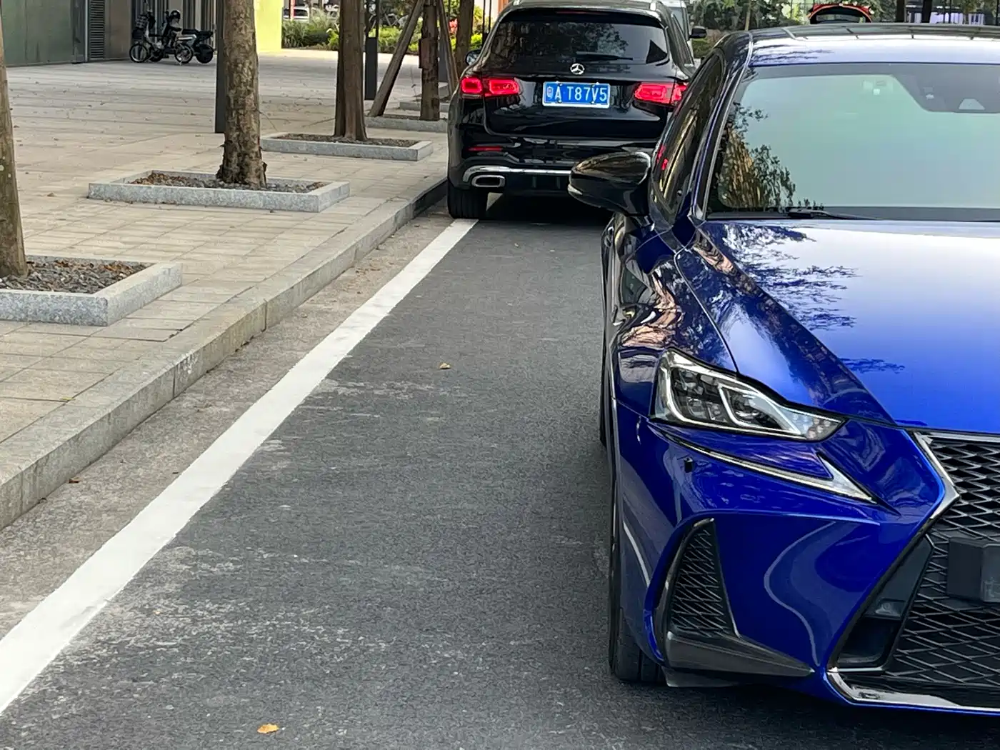 Lexus IS 2017 300 F SPORT фото 7