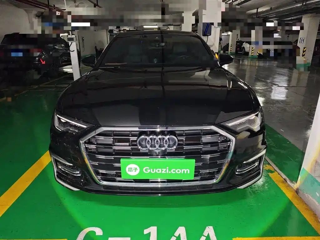 Audi A6L 2025 45 TFSI quattro Premium Sport + Exclusive Package фото 2