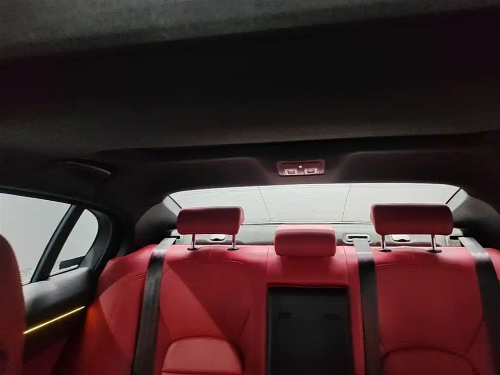JAGUAR XEL