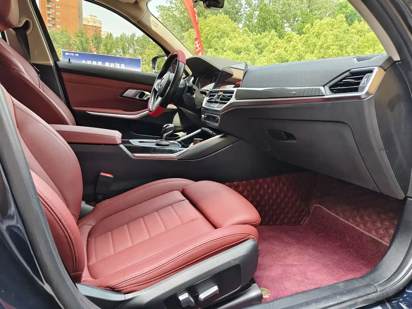 BMW 3 Series 2021 320Li M Sport Package фото 9