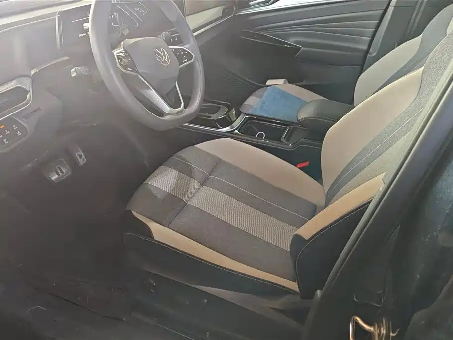 VOLKSWAGEN ID.4 CROZZ