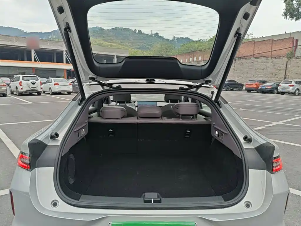 Changan Qiyuan A06 2026 2025 210kW Pure Electric