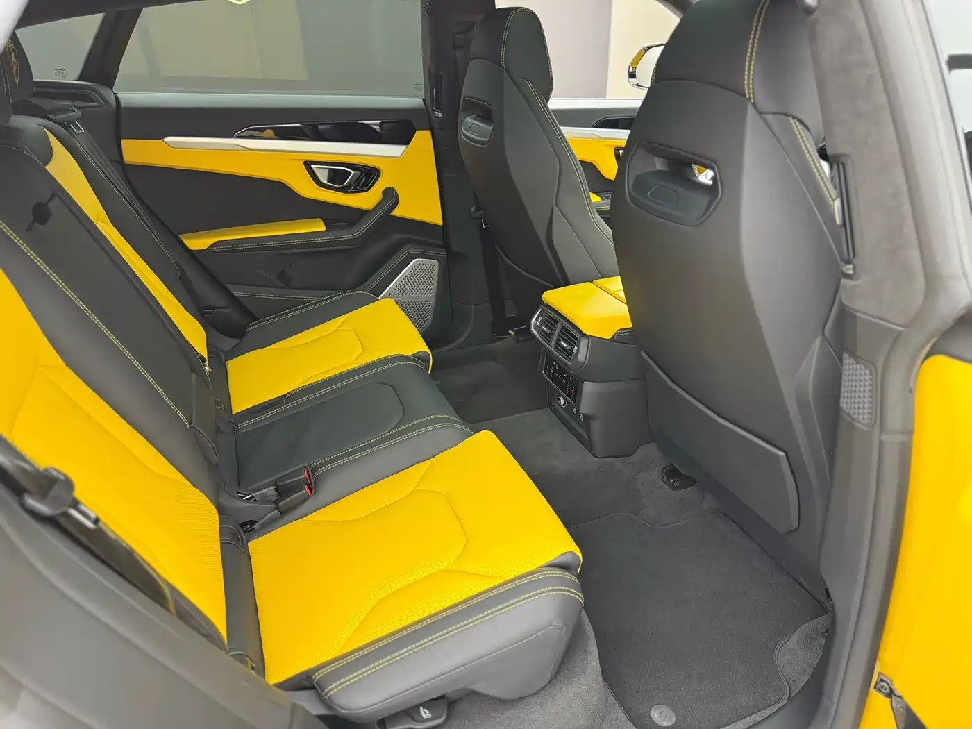 Lamborghini Urus 2023 2021 4.0T V8