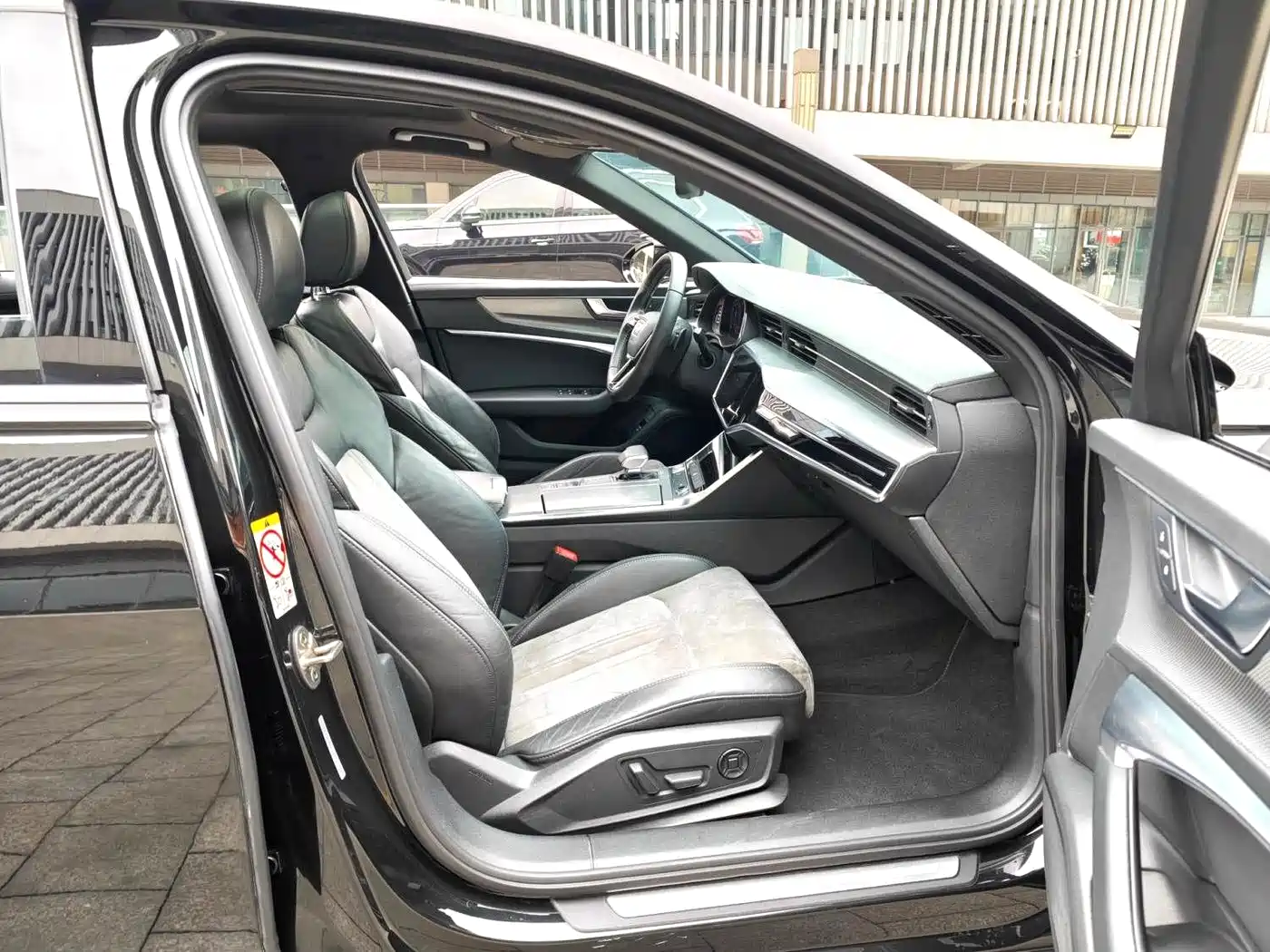 Audi A6L 2019 40 TFSI Luxury Dynamic фото 10
