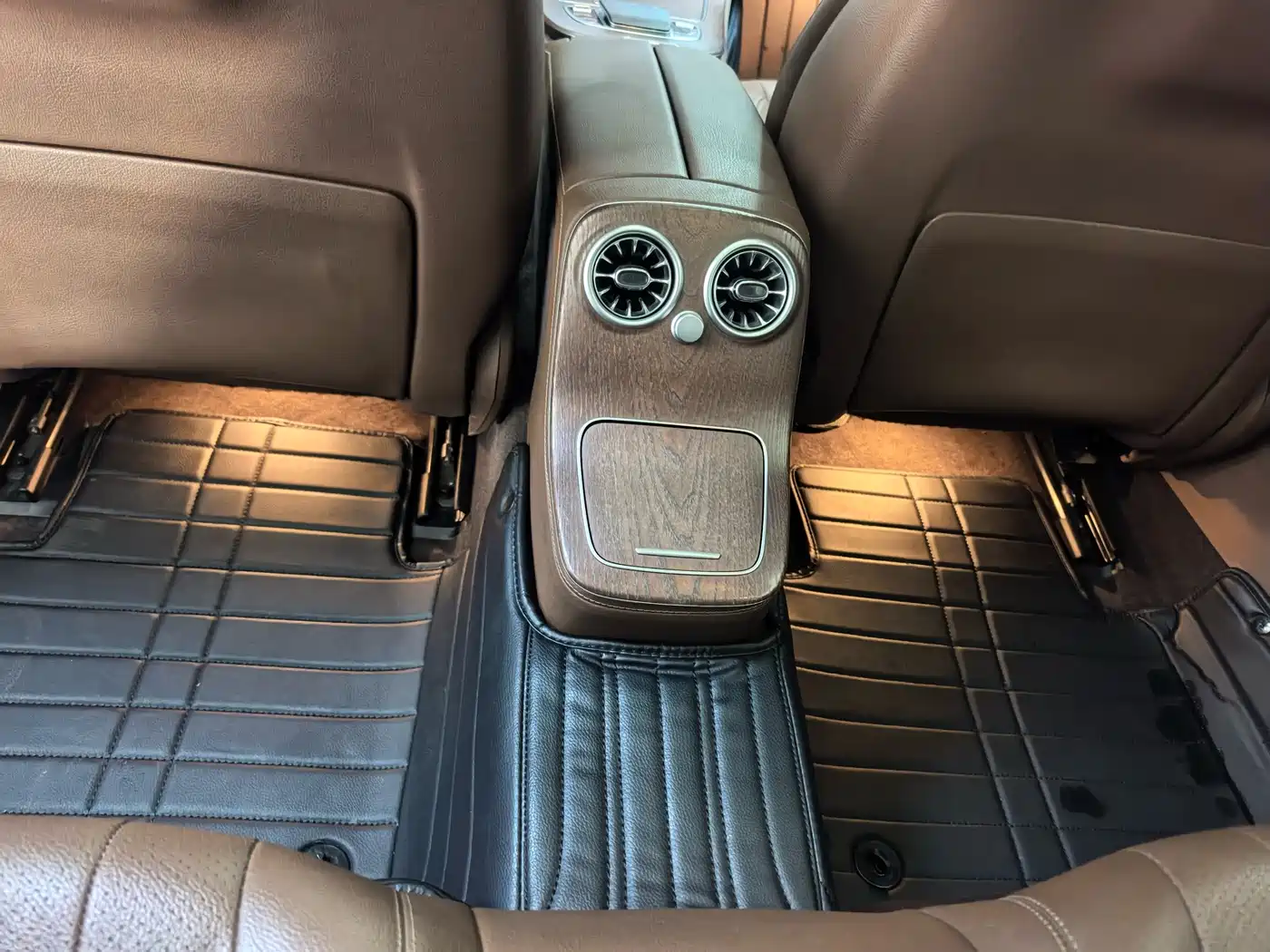 Mercedes-Benz E-Class 2023 Facelift E 300 L Fashion фото 12
