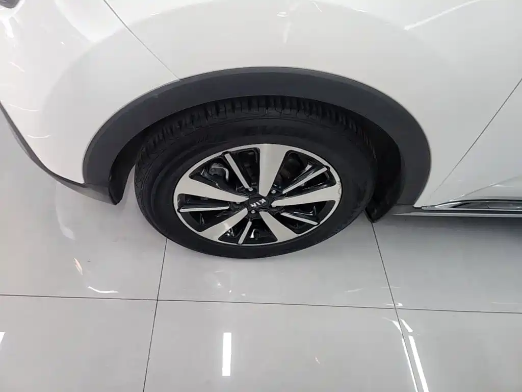 Kia KX3 Smart Run 2015 2015 1.6T Automatic 2WD DLX
