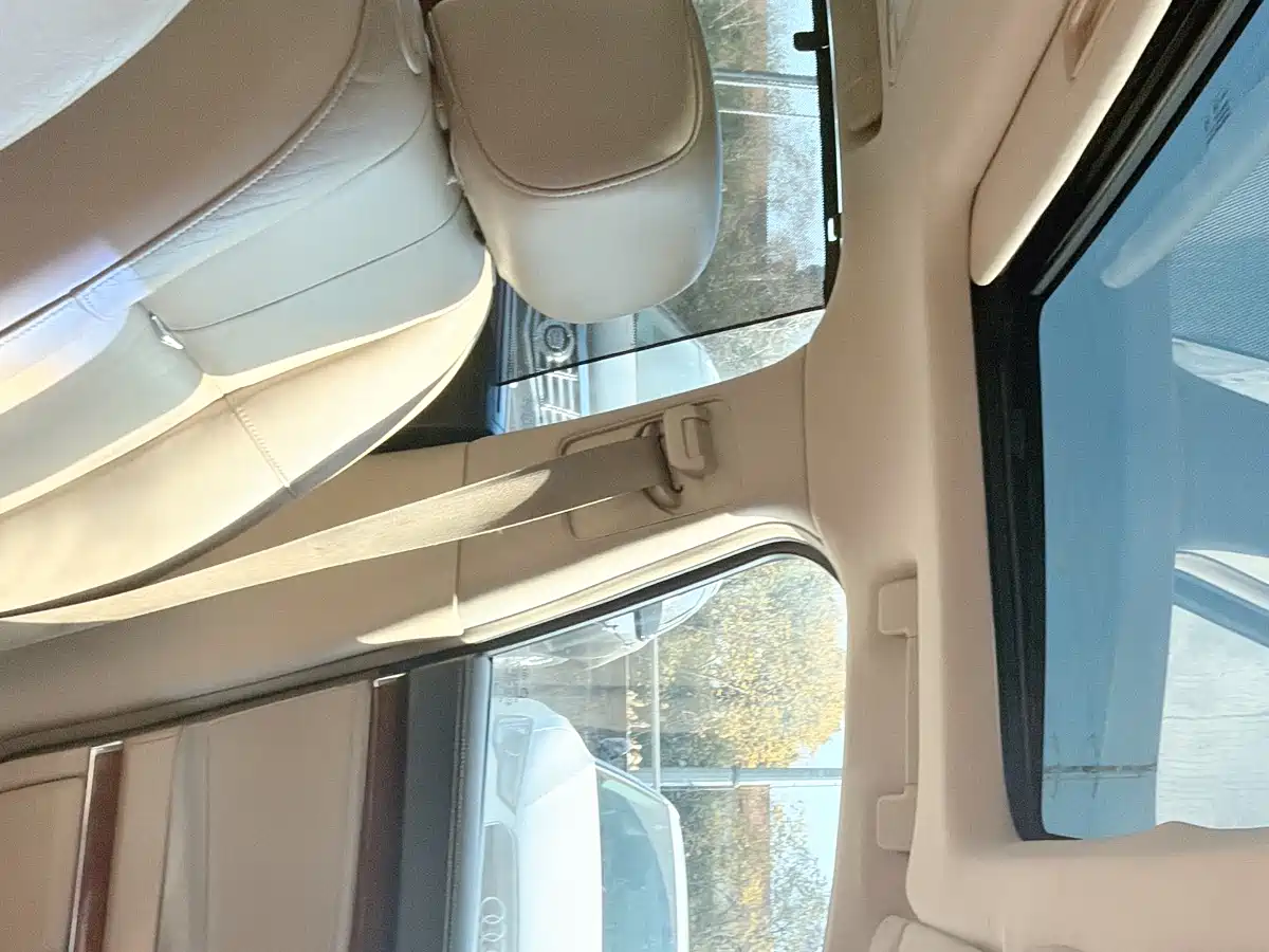 Cadillac SLS 2007 Model 2.8 Luxury фото 17