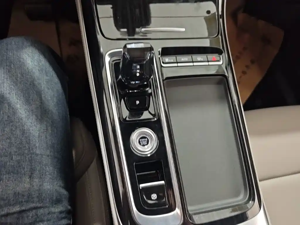 Geely Atlas L 2026 2025 4th Generation 1.5TD DCT Journey Start