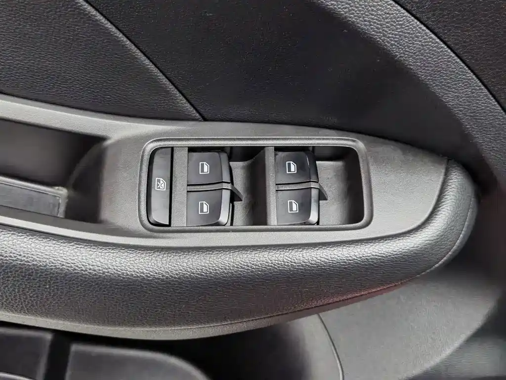 Фото 9 - Roewe RX3