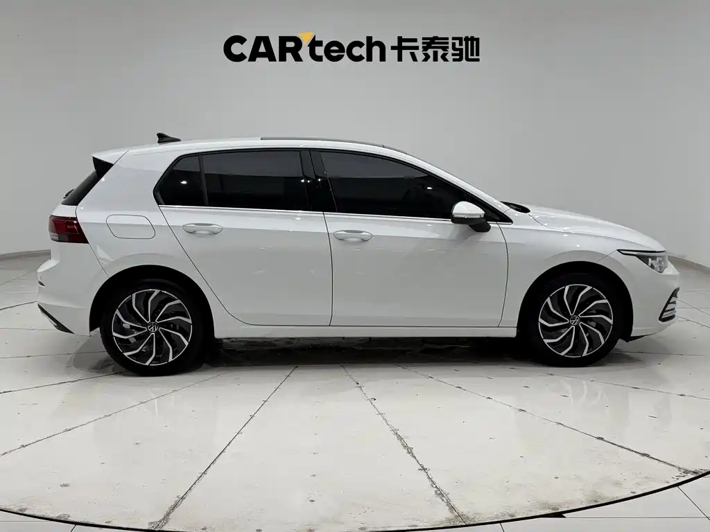 Volkswagen Golf 2025 2023 Facelift 280TSI DSG Pro