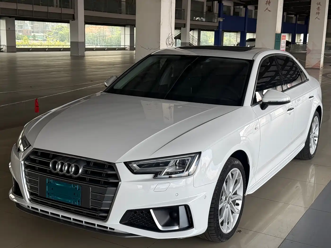 Audi A4L 2019 40 TFSI Fashion (China VI)