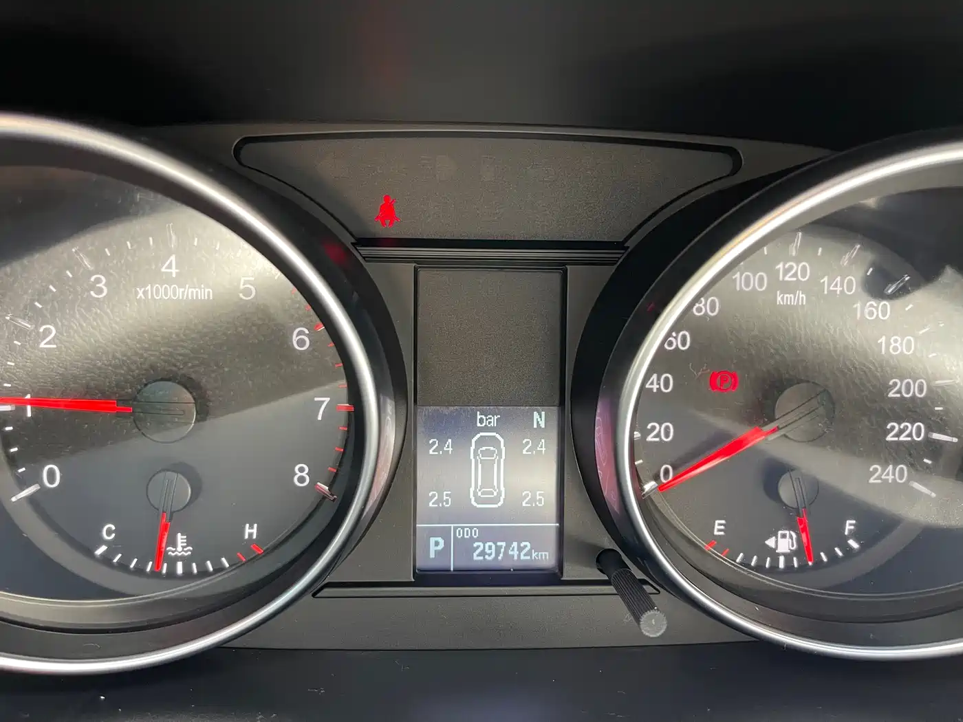 Haval M6 2021 PLUS 1.5T DCT Luxury Smart Connect фото 10